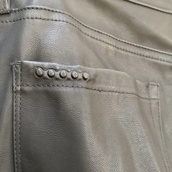 BLANK DENIM NYC whipstitch faux leather pant - Picture 3 of 11